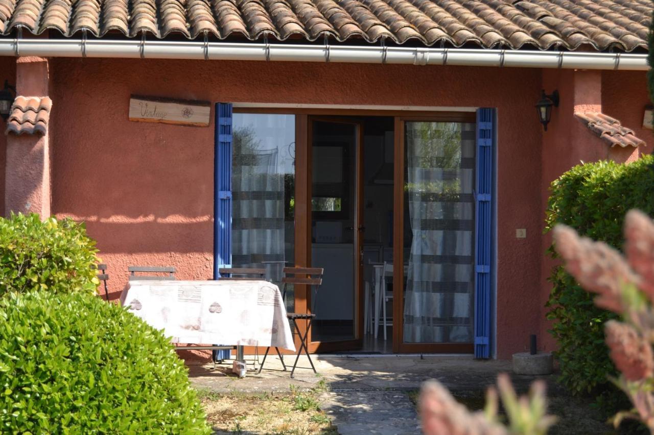 Village de gîtes Les Olivettes Saint-Dezery Extérieur photo